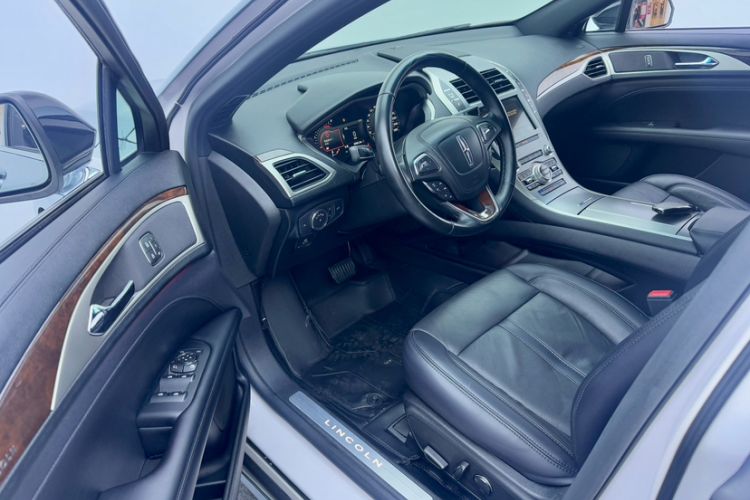 Used Lincoln MKZ 2019 2.0T Luxury Edition China VI Standard Interior 1