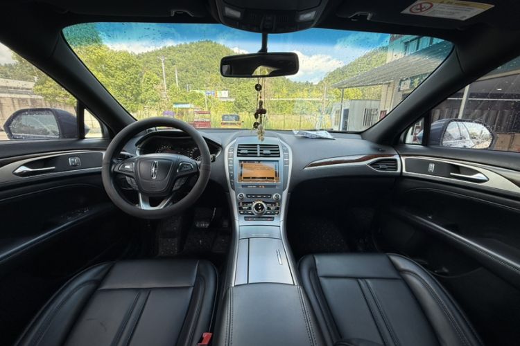Used Lincoln MKZ 2019 2.0T Luxury Edition China VI Interior 1
