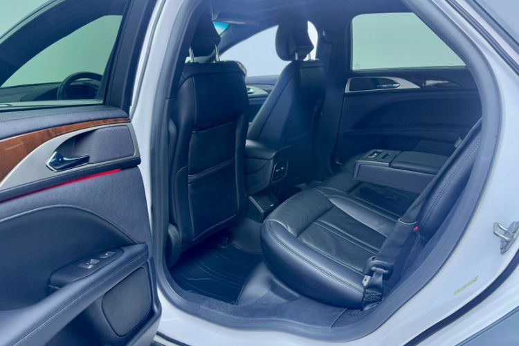 Used Lincoln MKZ 2019 2.0T Luxury Edition China VI Standard Interior 2