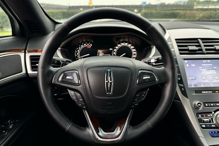 Used Lincoln MKZ 2019 2.0T Luxury Edition China VI Standard Interior 2