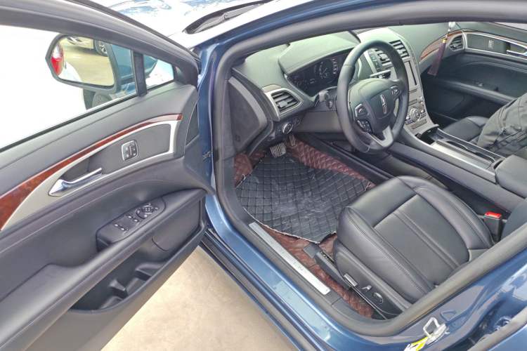 Used Lincoln MKZ 2019 2.0T Luxury Edition China VI Interior 3