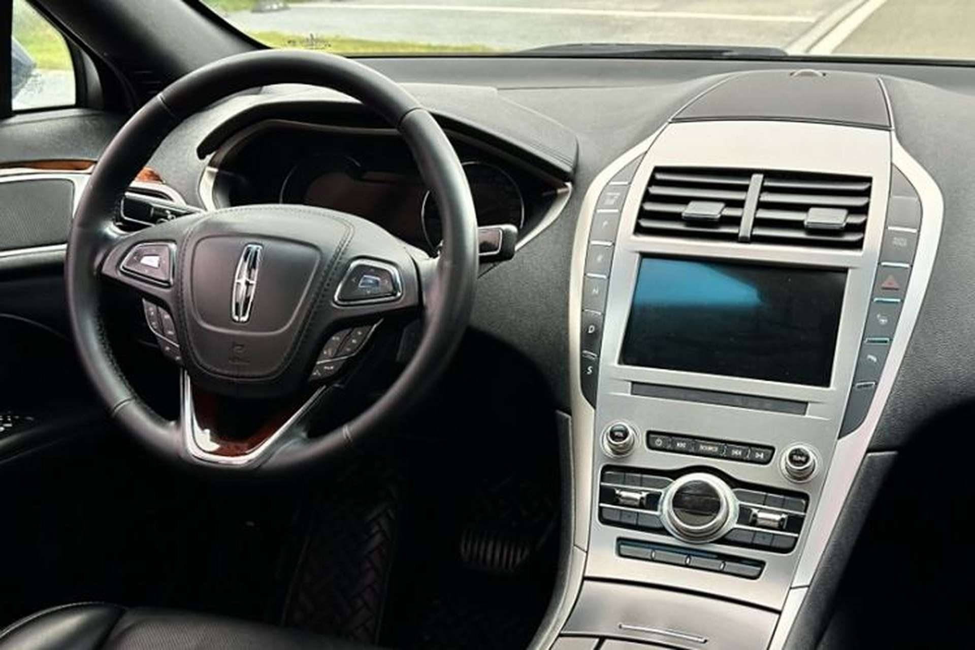 Used Lincoln MKZ 2019 2.0T Luxury Edition China VI Standard Interior 3