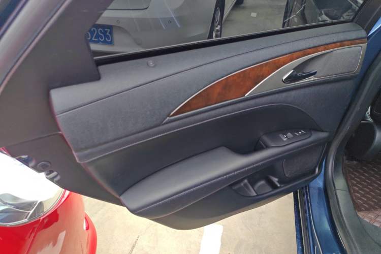 Used Lincoln MKZ 2019 2.0T Luxury Edition China VI Interior 8