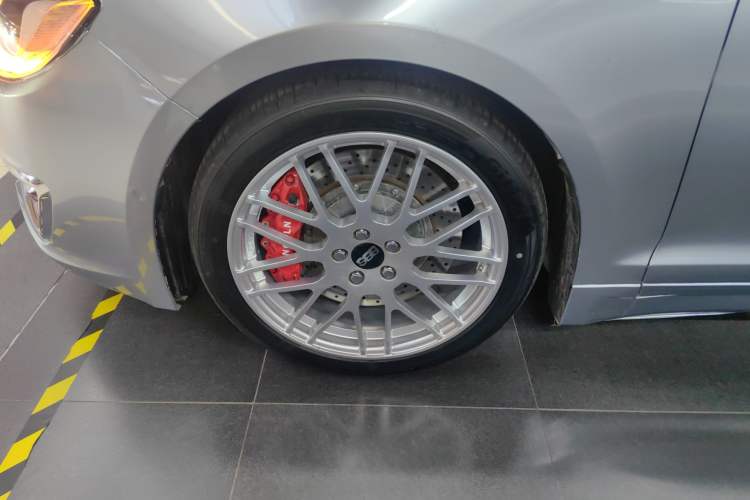 Used Lincoln MKZ 2019 2.0T Luxury Edition China VI Standard Left Front Wheel Hub