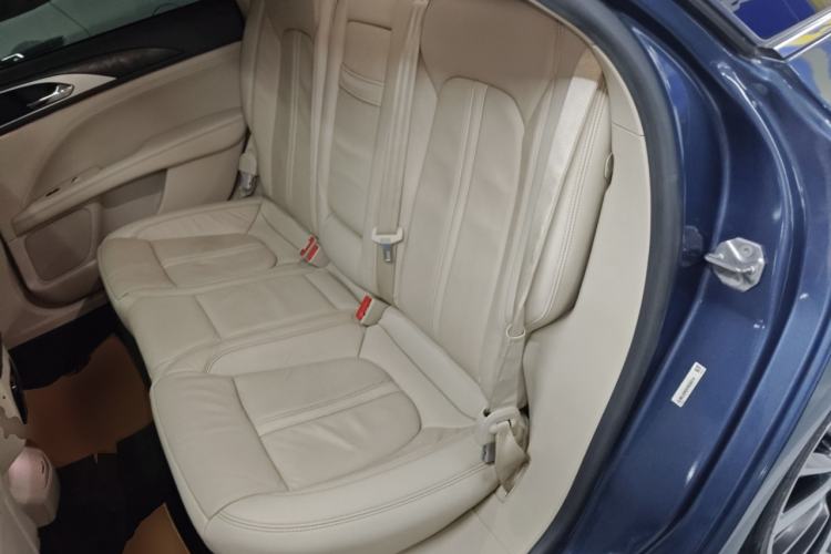 Used Lincoln MKZ 2019 2.0T Luxury Edition China VI Standard Left Rear Seat
