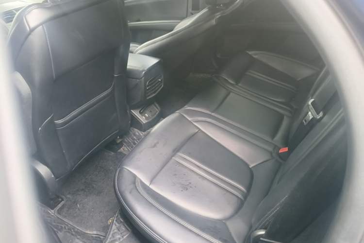 Used Lincoln MKZ 2019 2.0T Luxury Edition China VI Left Rear Seat