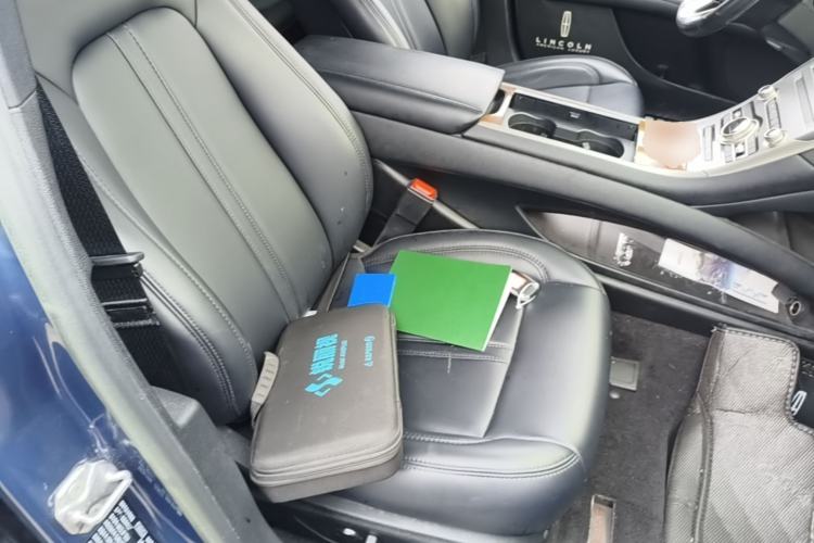 Used Lincoln MKZ 2019 2.0T Luxury Edition China VI Right Front Seat