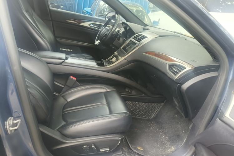 Used Lincoln MKZ 2019 2.0T Luxury Edition China VI Right Front Seat