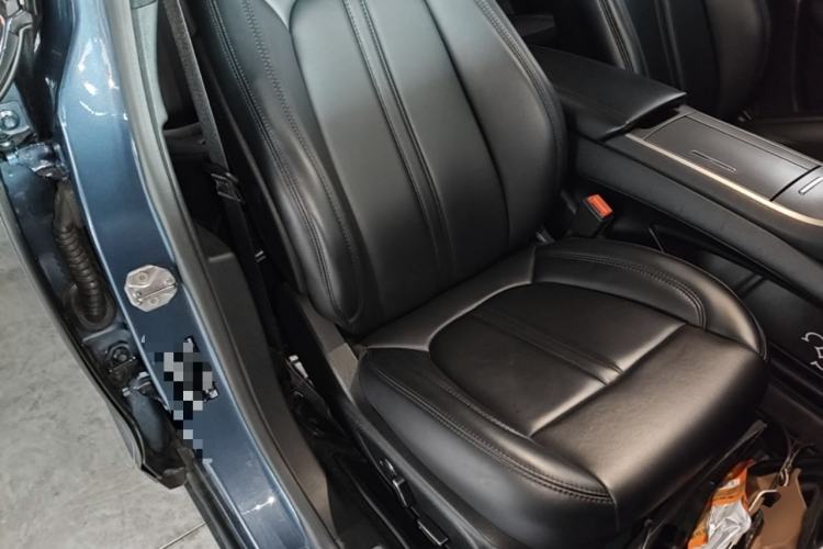 Used Lincoln MKZ 2019 2.0T Luxury Edition China VI Right Front Seat
