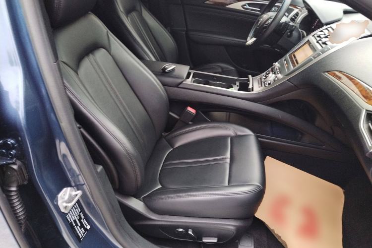 Used Lincoln MKZ 2019 2.0T Luxury Edition China VI Right Front Seat