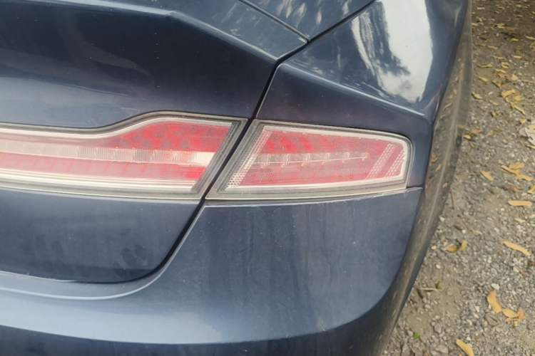 Used Lincoln MKZ 2019 2.0T Luxury Edition China VI Right Rear Taillight