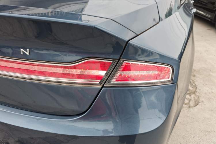 Used Lincoln MKZ 2019 2.0T Luxury Edition China VI Standard Right Rear Taillight