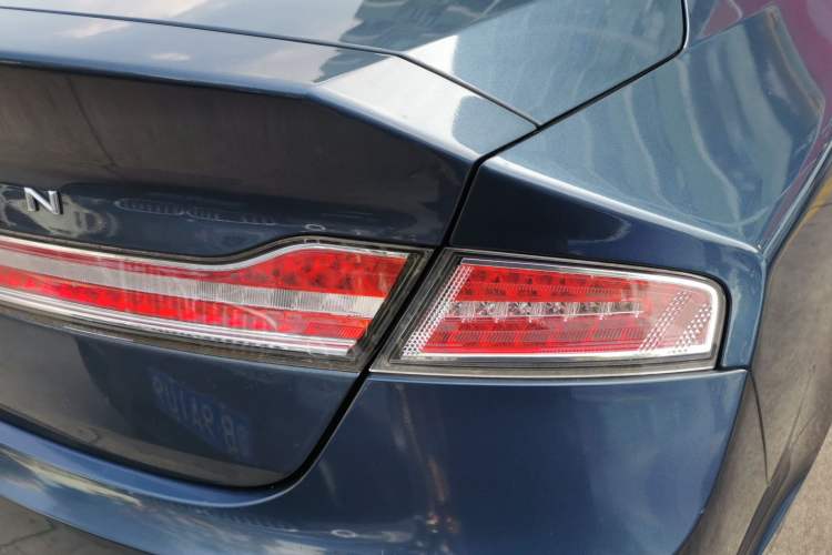 Used Lincoln MKZ 2019 2.0T Luxury Edition China VI Standard Right Rear Taillight
