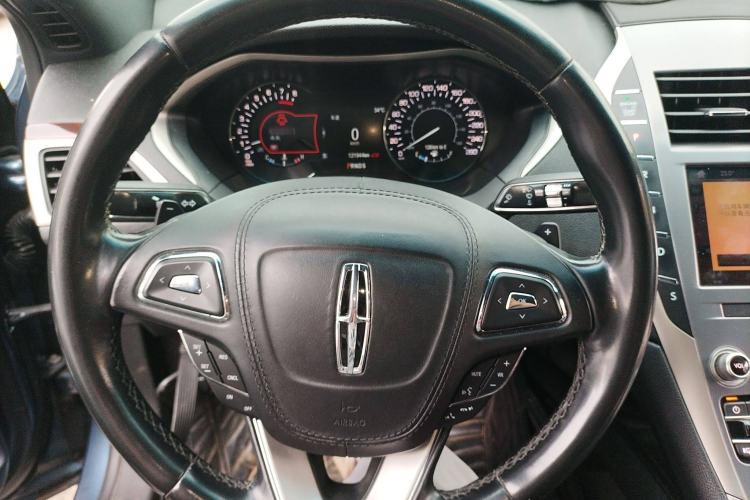 Used Lincoln MKZ 2019 2.0T Luxury Edition China VI Steering Wheel