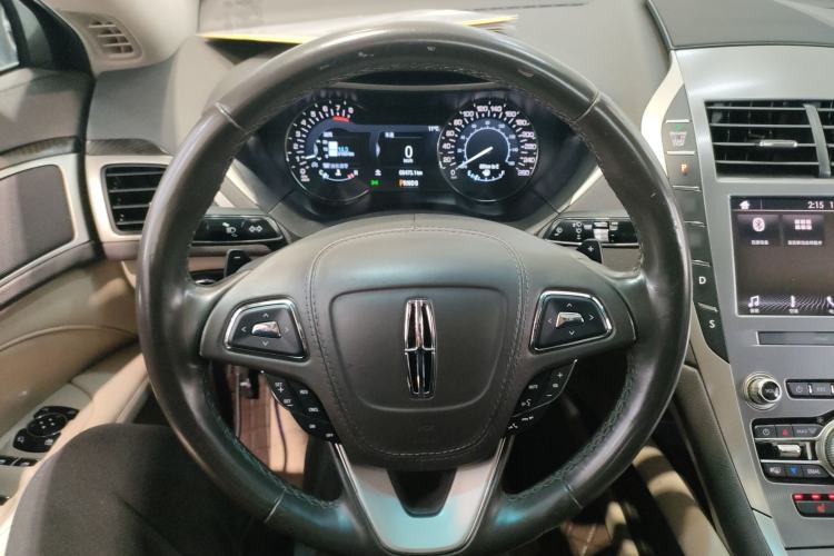 Used Lincoln MKZ 2019 2.0T Luxury Edition China VI Steering Wheel