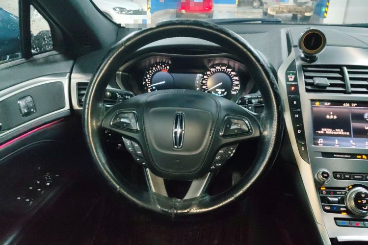 Used Lincoln MKZ 2019 2.0T Luxury Edition China V Standard Steering Wheel