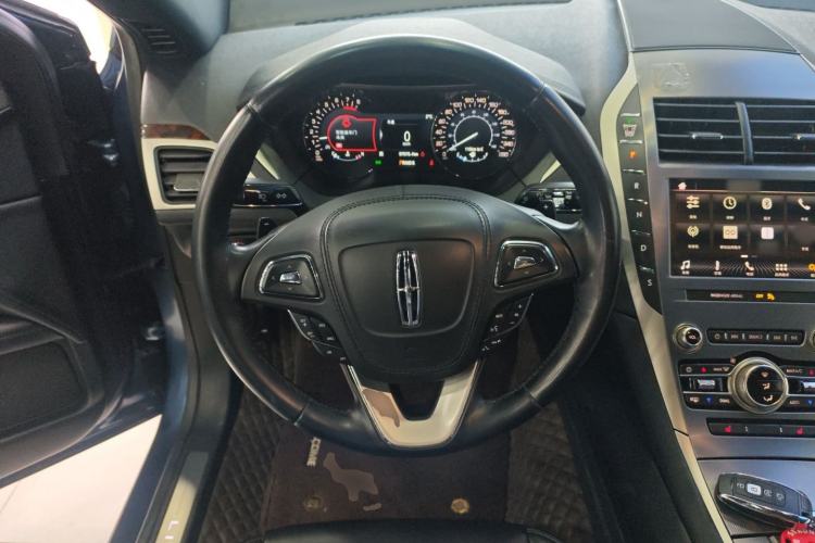 Used Lincoln MKZ 2019 2.0T Luxury Edition China VI Steering Wheel