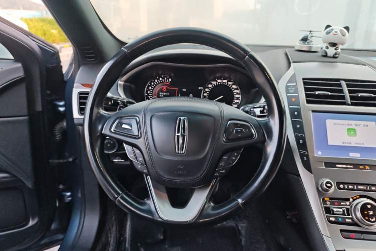 Used Lincoln MKZ 2019 2.0T Luxury Edition China VI Steering Wheel