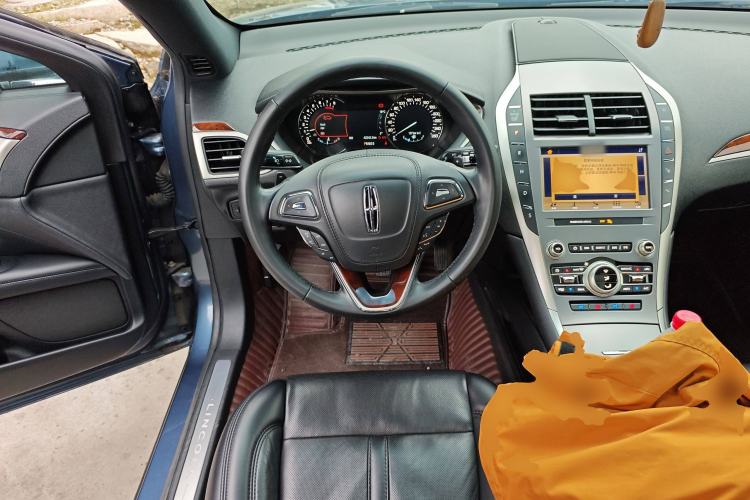 Used Lincoln MKZ 2019 2.0T Luxury Edition China VI Standard Steering Wheel