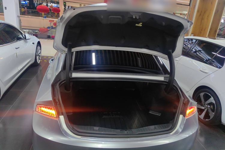 Used Lincoln MKZ 2019 2.0T Luxury Edition China VI Standard Trunk