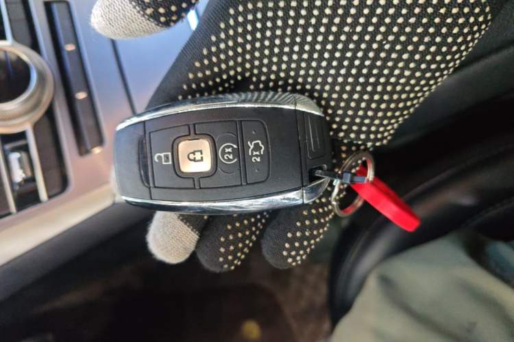 Used Lincoln MKZ 2019 2.0T Luxury Edition China VI Vehicle Key