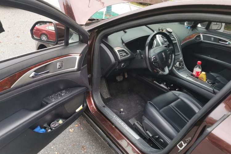 Used Lincoln MKZ 2019 2.0T Luxury Edition China VI Driver Seat