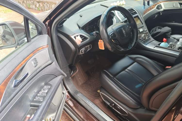 Used Lincoln MKZ 2019 2.0T Luxury Edition China VI Driver Seat