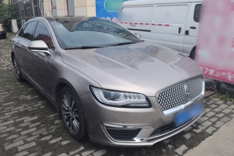 Used Lincoln MKZ 2019 2.0T Luxury Edition China VI Standard Front Right 45 Deg