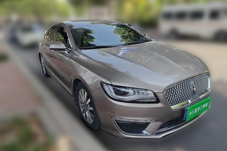 Used Lincoln MKZ 2019 2.0T Luxury Edition China VI Front Right 45 Deg