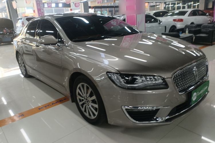 Used Lincoln MKZ 2019 2.0T Luxury Edition China VI Front Right 45 Deg