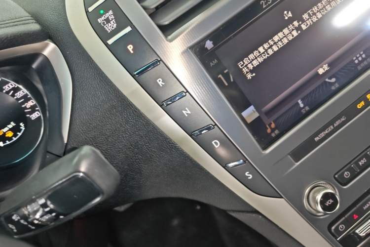 Used Lincoln MKZ 2019 2.0T Luxury Edition China VI Gear Lever