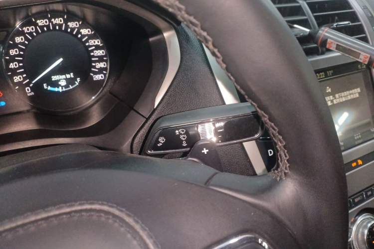 Used Lincoln MKZ 2019 2.0T Luxury Edition China VI Gear Lever