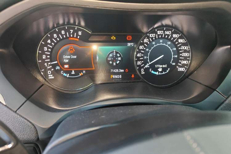 Used Lincoln MKZ 2019 2.0T Luxury Edition China VI Standard Instrument Cluster