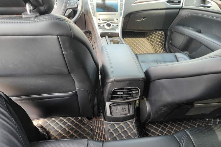 Used Lincoln MKZ 2019 2.0T Luxury Edition China V Standard Interior 9