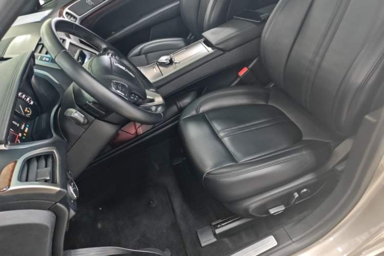 Used Lincoln MKZ 2019 2.0T Luxury Edition China VI Left Front Seat