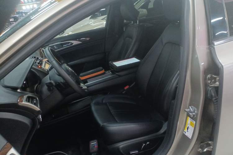 Used Lincoln MKZ 2019 2.0T Luxury Edition China VI Left Front Seat