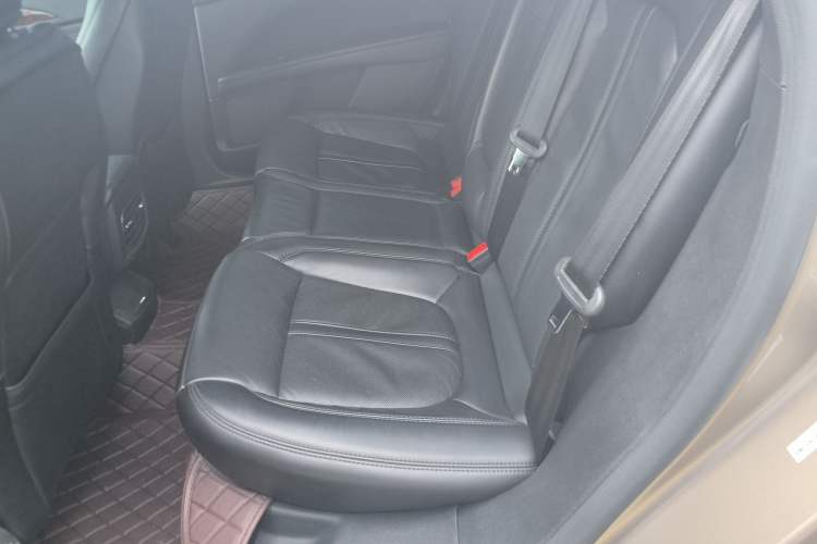Used Lincoln MKZ 2019 2.0T Luxury Edition China VI Standard Left Rear Seat