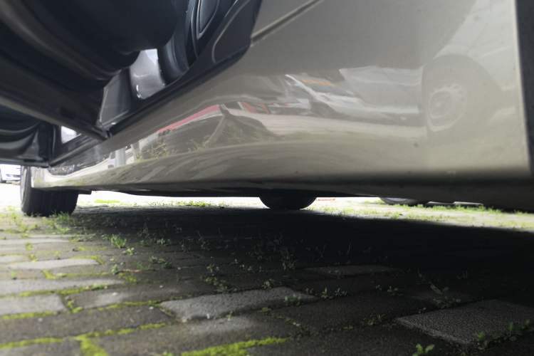 Used Lincoln MKZ 2019 2.0T Luxury Edition China VI Standard Left Side Sill
