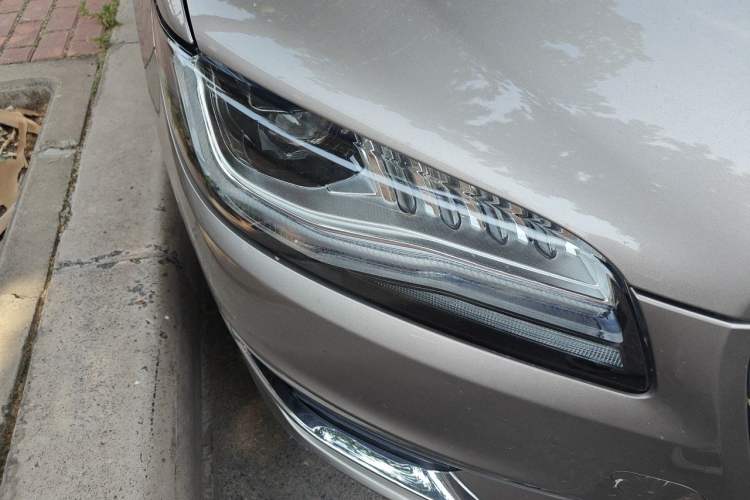 Used Lincoln MKZ 2019 2.0T Luxury Edition China VI Right Front Headlight