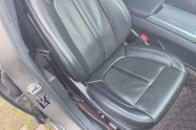 Used Lincoln MKZ 2019 2.0T Luxury Edition China VI Standard Right Front Seat
