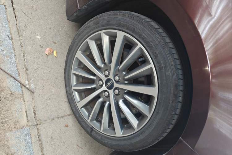 Used Lincoln MKZ 2019 2.0T Luxury Edition China VI Standard Right Front Wheel Hub