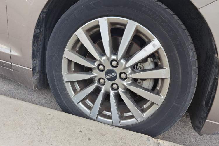 Used Lincoln MKZ 2019 2.0T Luxury Edition China VI Right Front Wheel Hub