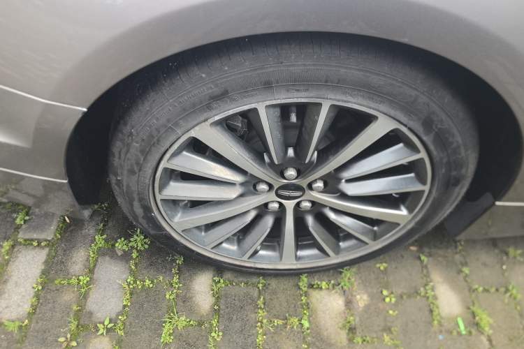 Used Lincoln MKZ 2019 2.0T Luxury Edition China VI Standard Right Rear Wheel Hub