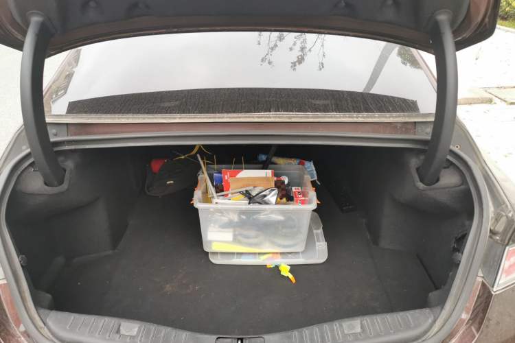 Used Lincoln MKZ 2019 2.0T Luxury Edition China VI Trunk