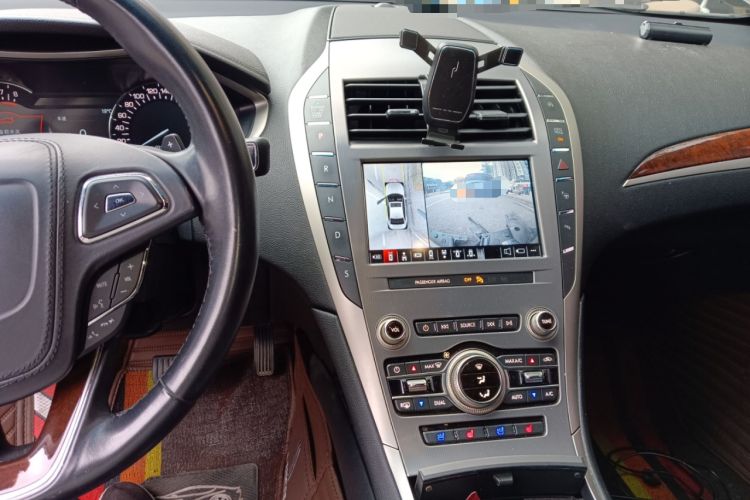 Used Lincoln MKZ 2019 2.0T Luxury Edition China VI Standard Audio And AC Panel