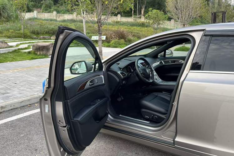 Used Lincoln MKZ 2019 2.0T Luxury Edition China VI Driver Seat