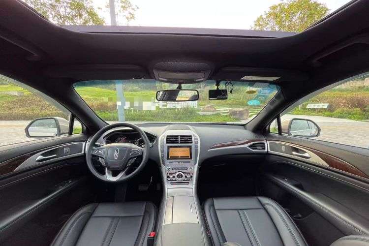 Used Lincoln MKZ 2019 2.0T Luxury Edition China VI Headliner