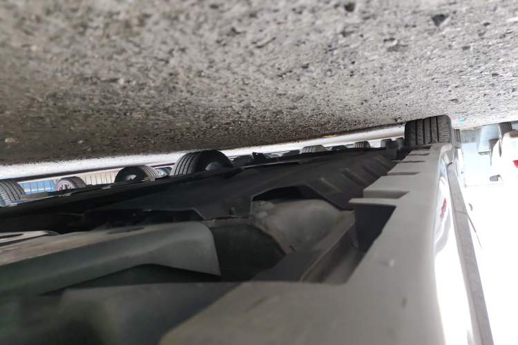 Used Lincoln MKZ 2019 2.0T Luxury Edition China VI Standard Left Side Sill