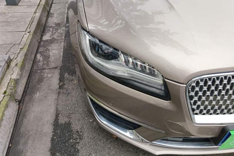 Used Lincoln MKZ 2019 2.0T Luxury Edition China VI Standard Right Front Headlight