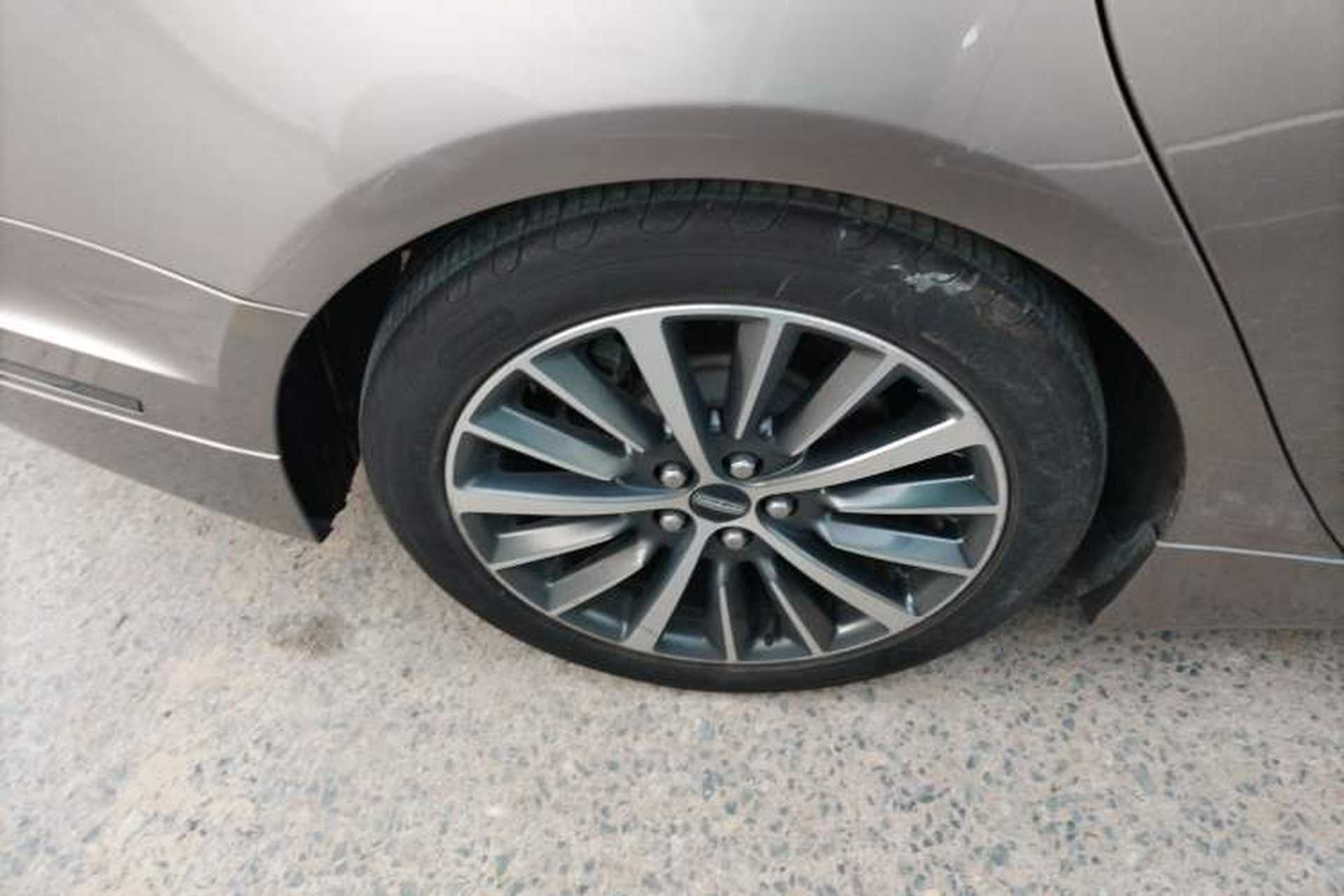 Used Lincoln MKZ 2019 2.0T Luxury Edition China VI Standard Right Rear Wheel Hub